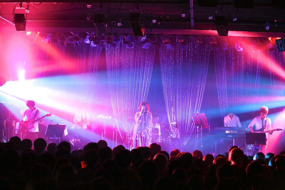 2月6日に東京・LIQUIDROOMにて開催された「Magic of LIVE」の様子。 (Photo by Viola Kam［V'z Twinkle］)