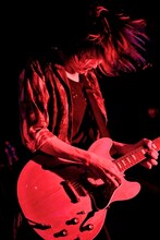 江口雄也（G / BLUE ENCOUNT）（Photo by Viola Kam [V'z Twinkle Photography]）