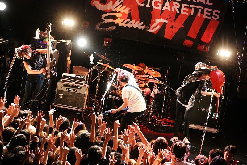 BLUE ENCOUNT（Photo by Viola Kam [V'z Twinkle Photography]）