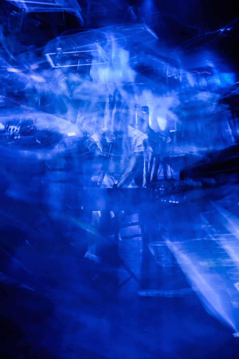 「a brand new concert issue "minima" -ミニマ- Salyu×小林武史 -session 2-」東京・Billboard LIVE Tokyo公演の様子。（Photo by Taku Fujii）