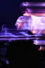 「a brand new concert issue "minima" -ミニマ- Salyu×小林武史 -session 2-」東京・Billboard LIVE Tokyo公演の様子。（Photo by Taku Fujii）