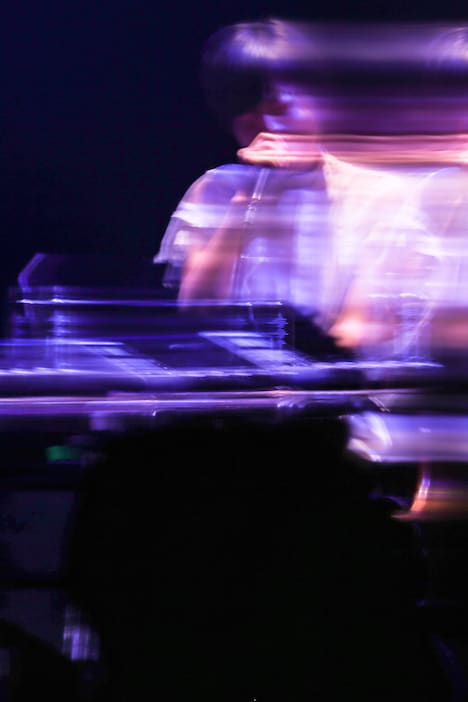 「a brand new concert issue "minima" -ミニマ- Salyu×小林武史 -session 2-」東京・Billboard LIVE Tokyo公演の様子。(Photo by Taku Fujii)
