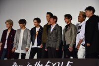 映画「Born in the EXILE ～三代目J Soul Brothersの奇跡～」初日舞台挨拶の様子。