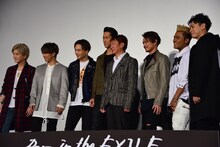 映画「Born in the EXILE ～三代目J Soul Brothersの奇跡～」初日舞台挨拶の様子。