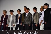 映画「Born in the EXILE ~三代目J Soul Brothersの奇跡~」初日舞台挨拶の様子。