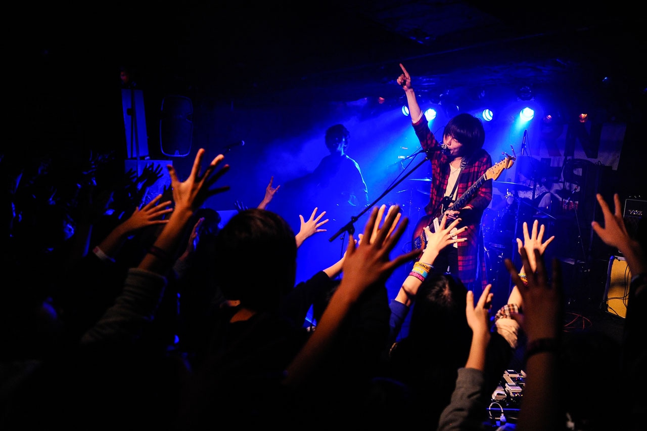 BURNOUT SYNDROMES（Photo by Kayoko Yamamoto）