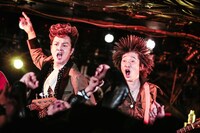 左からTAISEI（Vo）、NAOKI（G）。（Photo by Tsuzie Jacky）