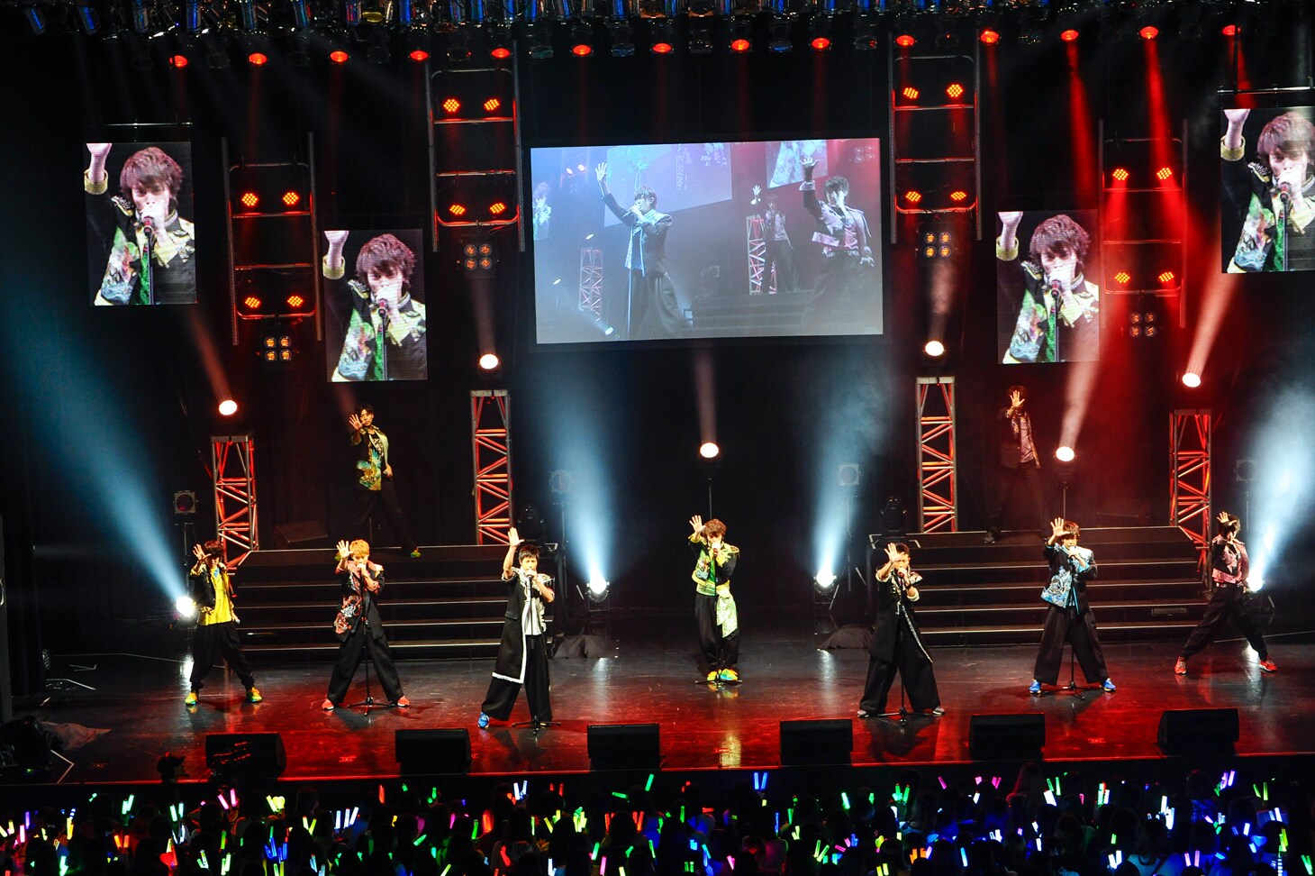 BOYS AND MEN、9人体制で乗り越えた全国Zeppツアー東京公演 - 音楽ナタリー
