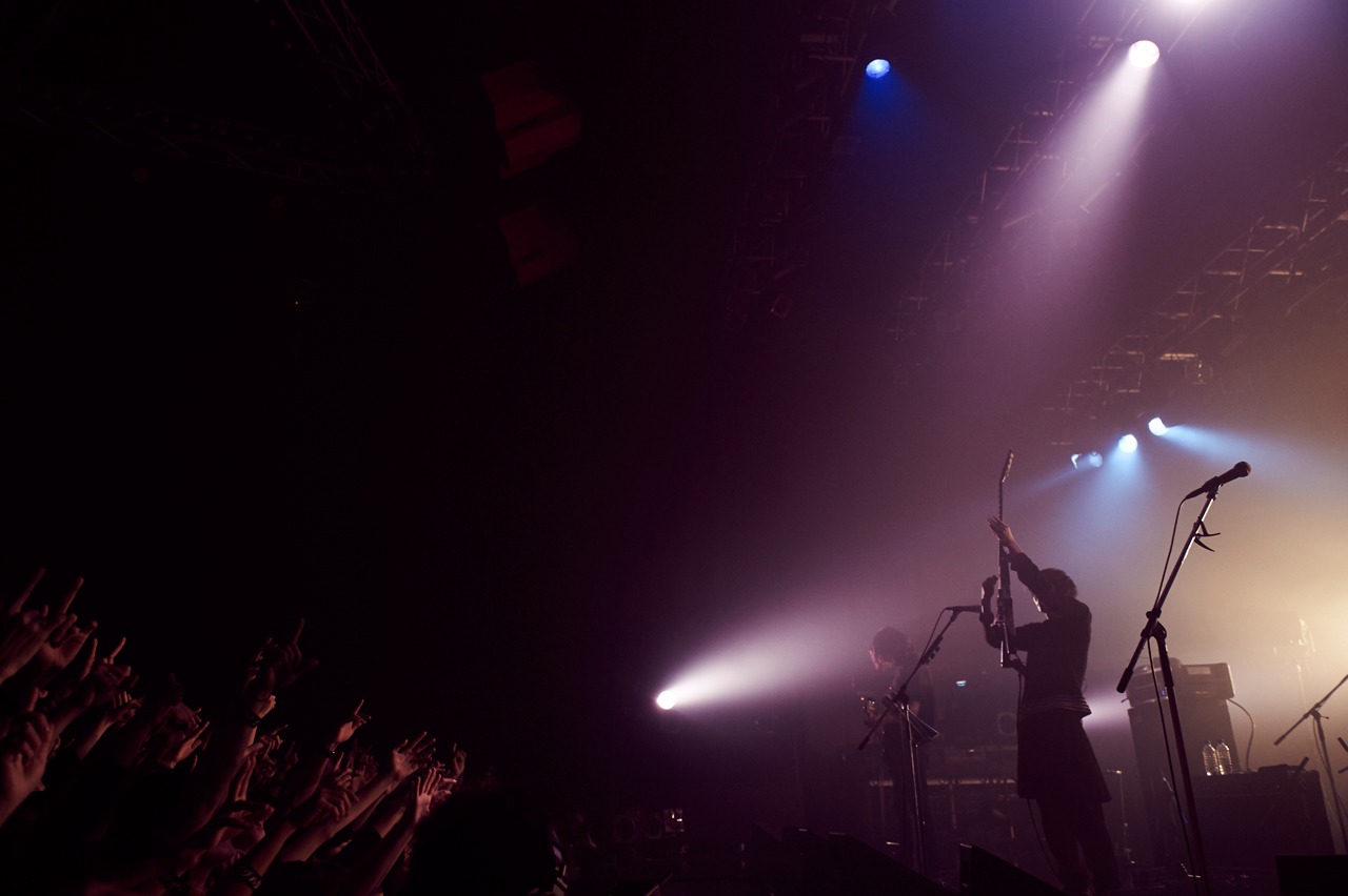 「ART-SCHOOL LIVE 2016 Easter」東京・新木場STUDIO COAST公演の様子。（Photo by HIROHISA NAKANO）