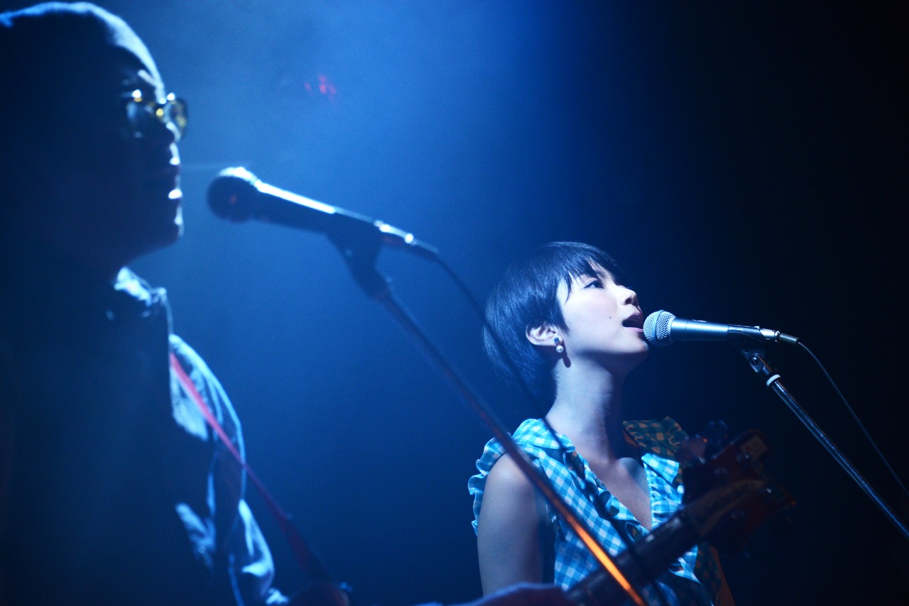 TWEEDEESワンマンライブ「Happy Birthday TWEEDEES」の様子。