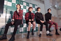 トークイベント中のN.Flying。（写真提供：Virgin Music）