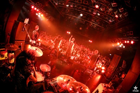 coldrain（Photo by Viola Kam [V'z Twinkle Photography]）