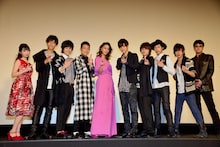 左より上野優華、吉原雅斗、本田剛文、田中俊介、高橋メアリージュン、水野勝、小林豊、勇翔、田村侑久、室賀厚監督。