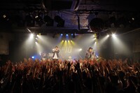 「FLOW LIVE TOUR 2016『#10』」初日公演の様子。