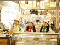 特典の生写真（Bデザイン）。