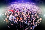 「ACROSS THE FUTURE」東京・新木場STUDIO COAST公演の様子。(撮影:青木カズロー)