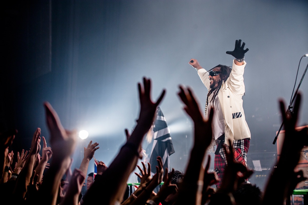 Skindred（撮影：青木カズロー）