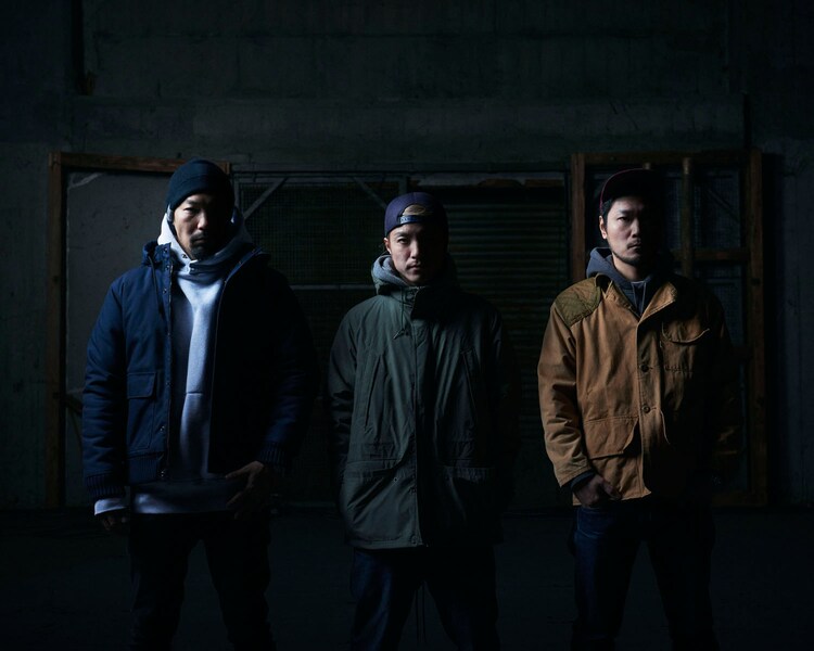 Fact元メンバー3人の新バンド 初音源は 観客不在のライブ盤 音楽ナタリー