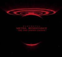人気画像2位は「BABYMETAL、新ビジュアルは黒装束」より、BABYMETAL「METAL RESISTANCE」THE ONE限定盤ジャケット。