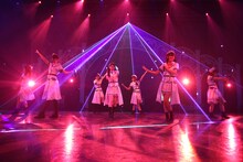 Wake Up, Girls!のライブの様子。