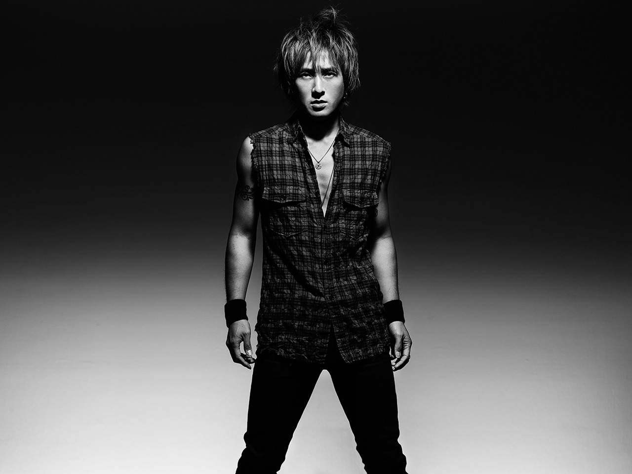 J生出演も「CRAZY CRAZY」発売記念ニコ生特番