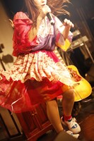 コレサワ（撮影：小坂茂雄）