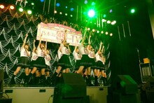 「乃木坂46 4th Anniversary 乃木坂46時間TV」内「深川麻衣 selection songs～乃木坂46は、好きですか？～」の様子。（写真提供：ソニー・ミュージックレコーズ）