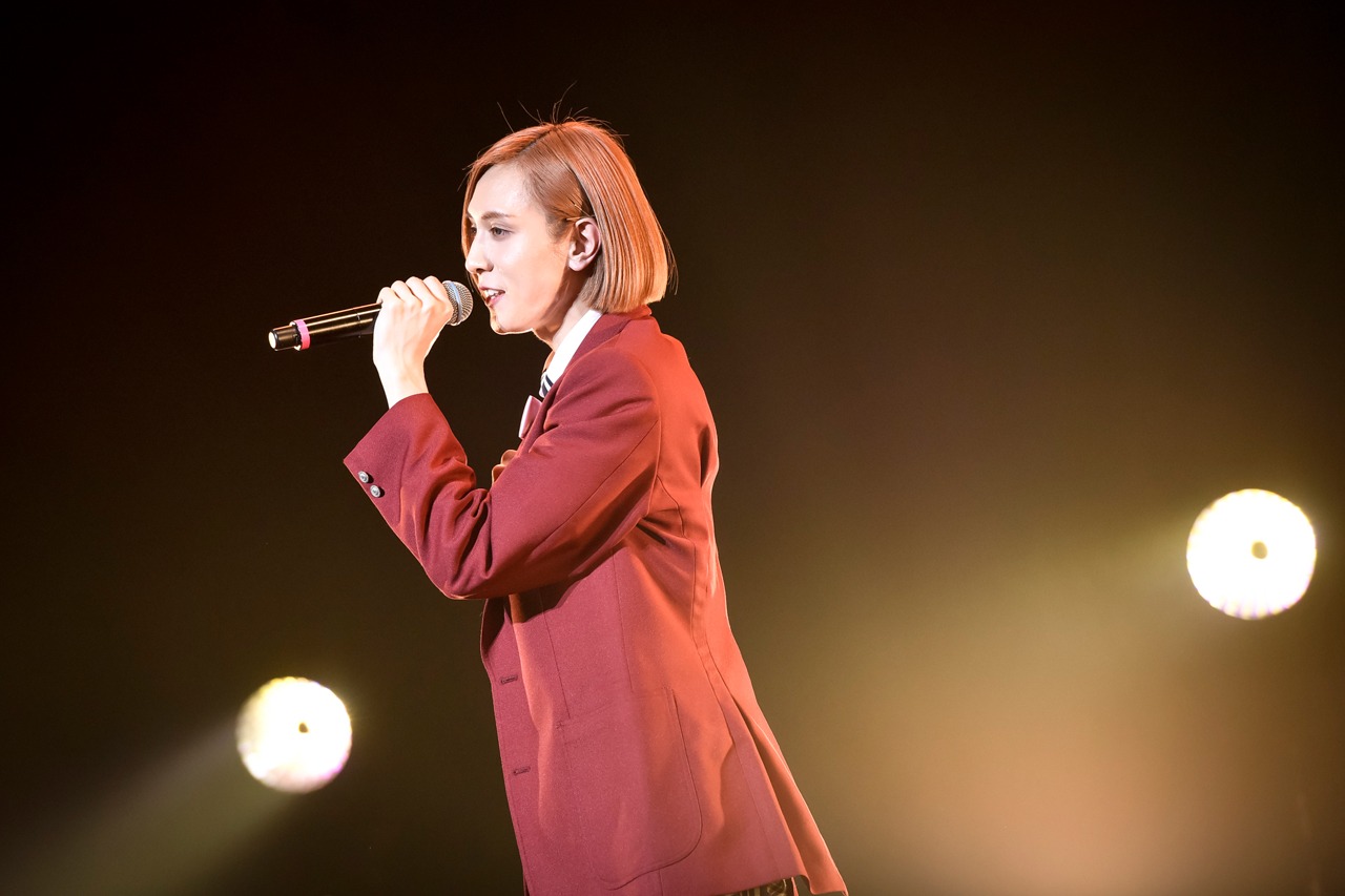 皇坂明希（撮影：釘野孝宏）