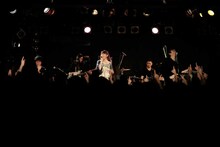 2月19日に東京・原宿アストロホールにて行われた瀧川ありさの2ndワンマンライブの様子。