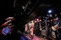 2月19日に東京・原宿アストロホールにて行われた瀧川ありさの2ndワンマンライブの様子。