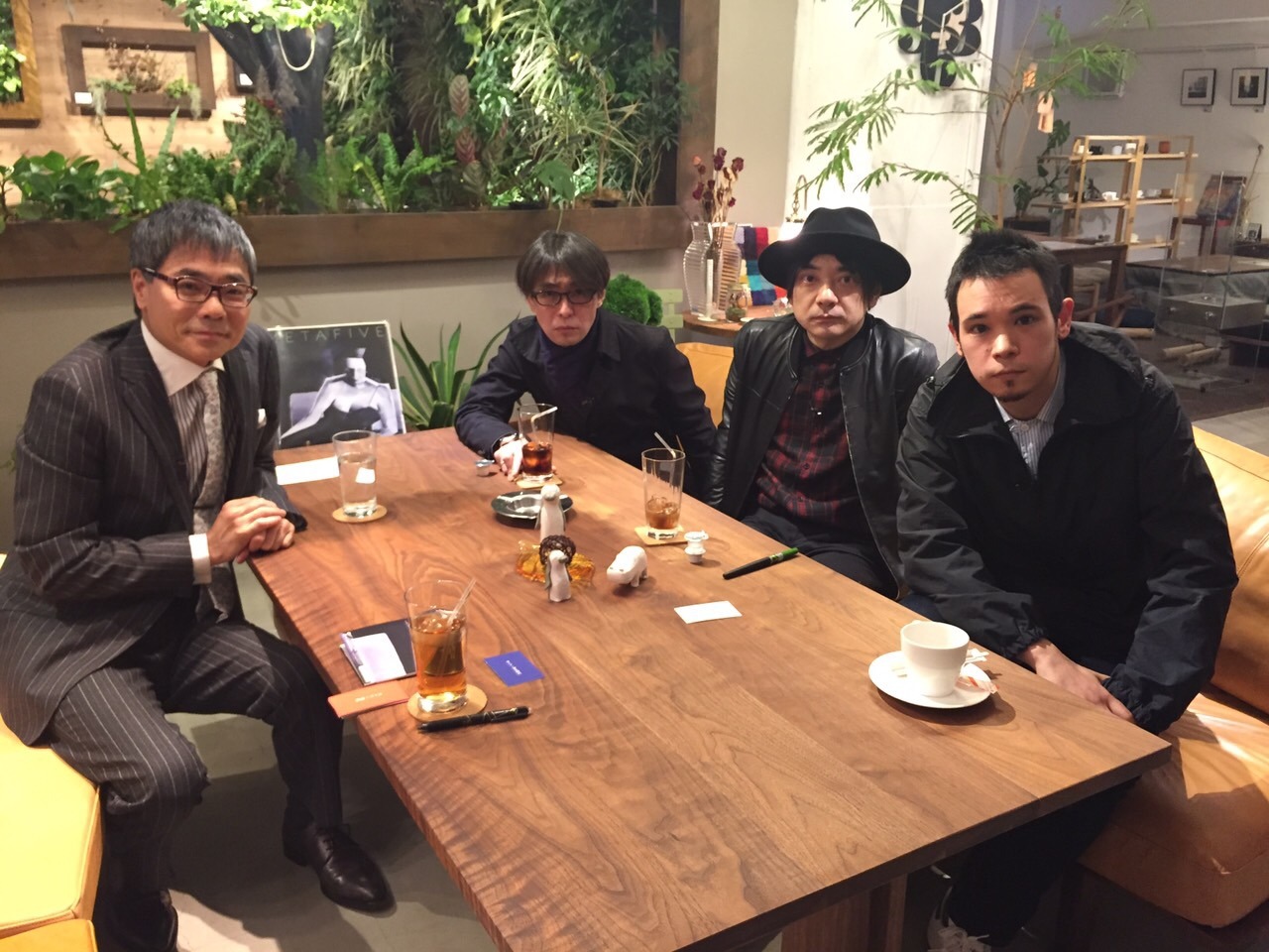 左よりいとうせいこう、砂原良徳、小山田圭吾、LEO今井。 (c)TBS