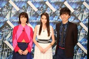 左より森高千里、河北麻友子、渡部建。 (c)フジテレビ