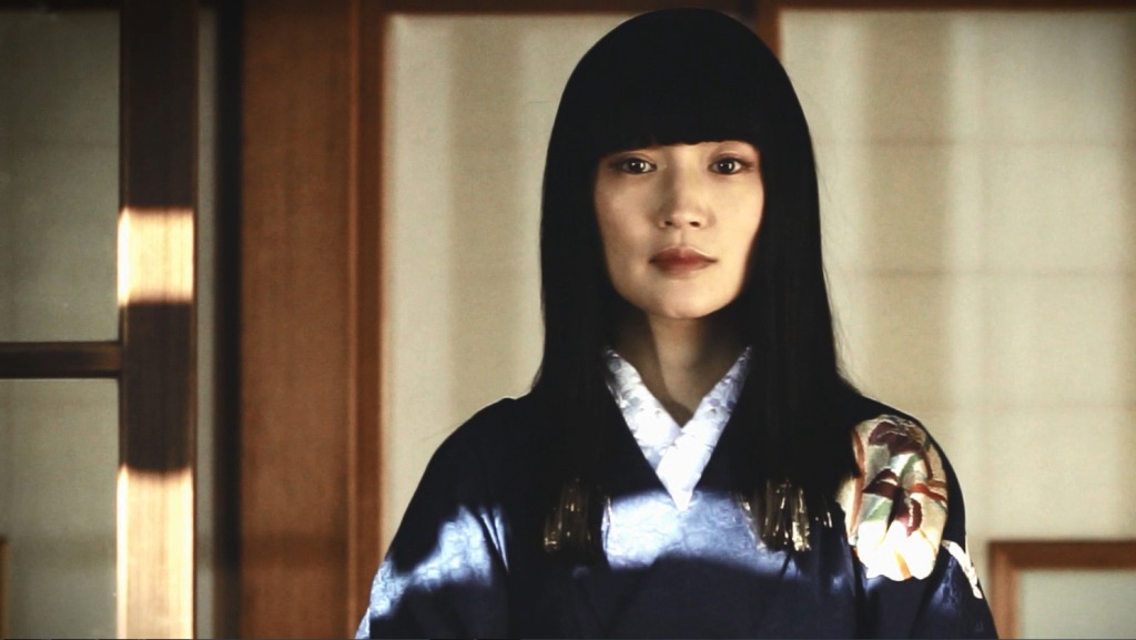 安藤裕子「骨」ミュージックビデオのワンシーン。