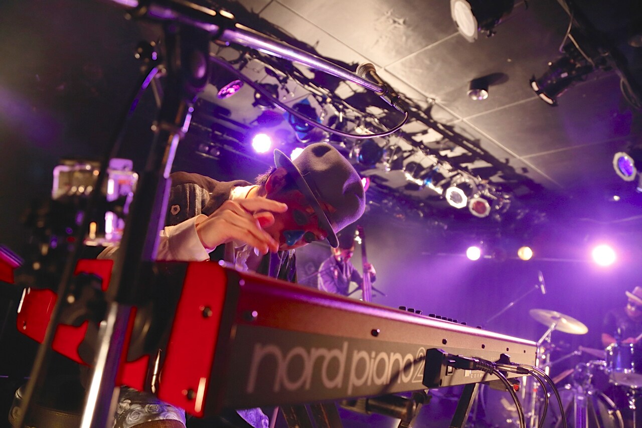 H ZETTRIO「Dancing!!! TOUR」東京・下北沢GARDEN公演の様子。（写真提供：worldapart）