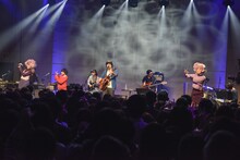 「SPACE SHOWER TV "LIVE with YOU" ～秦 基博～supported by uP!!!」の様子。（撮影：河本悠貴）