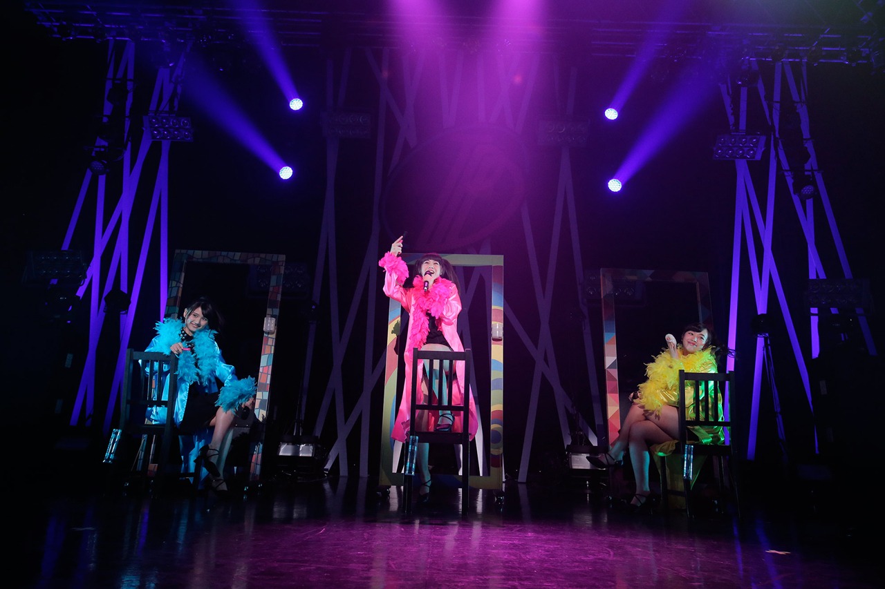 「東京パフォーマンスドール ダンスサミットネイキッドSP2016 ～R・G・B～」GREENステージの様子。（写真提供：EPICレコードジャパン）