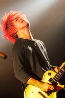 HIROKAZ（04 Limited Sazabys / G）（撮影：渡邉一生）