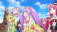 「映画プリパラ み～んなのあこがれ♪レッツゴー☆プリパリ」のワンシーン。(c) T-ARTS / syn Sophia / 映画プリパラ製作委員会