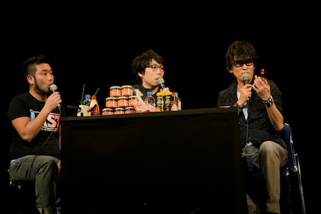 かけすぎ行為について語る高橋優（中央）とスガシカオ（右）。（撮影：五十嵐一晴）