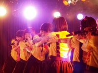 「ゆるめるモ！レア曲放出ライブ～レアめるモ！～」の様子。（撮影：上岡エマ）