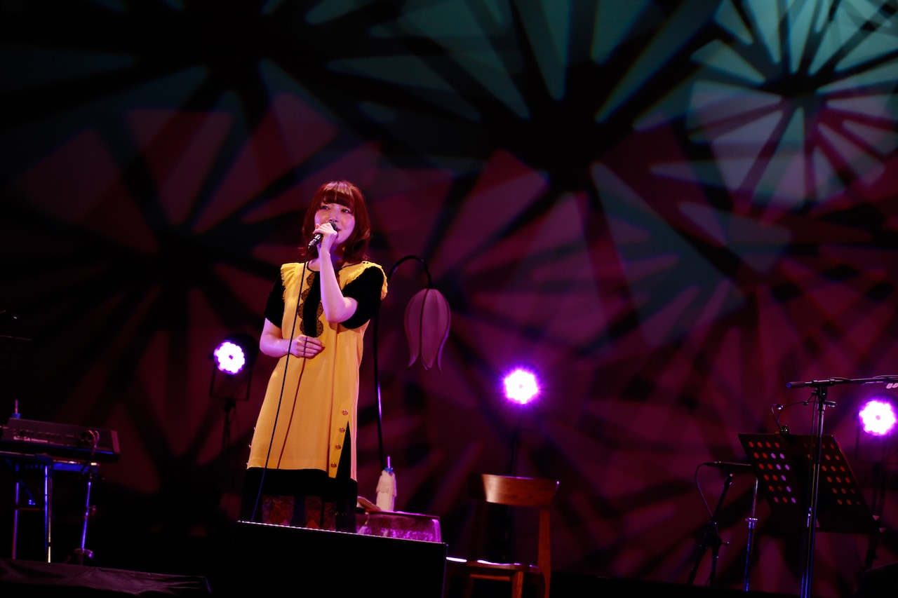 花澤香菜「かなめぐり ～歌って、読んで、旅をして～」最終公演の様子。（撮影：樂滿直城）