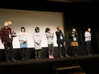 映画「リリカルスクールの未知との遭遇」舞台挨拶の様子。（写真提供：キングレコード）