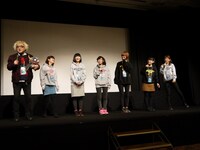 映画「リリカルスクールの未知との遭遇」舞台挨拶の様子。（写真提供：キングレコード）