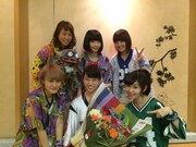 lyrical school(写真提供:キングレコード)