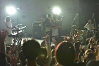 「真空パックvol.10」東京・WWW公演の様子。（撮影：高田真希子）