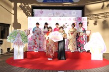 「『プリパラ み～んなのあこがれ♪レッツゴー☆プリパリ』映画公開記念☆ぴなまつりイベント」の様子。（写真提供：avex pictures）