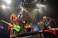 WANIMA（Photo by Yuji“本田本”Honda）