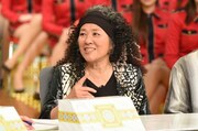 「中居正広の金曜日のスマイルたちへ」に出演した内藤やす子。(c)TBS