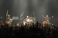 MONGOL800（Photo by Yuji“本田本”Honda）