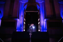 教会広場の扉から登場するViCTiM。（撮影：青木早霞（PROGRESS-M））